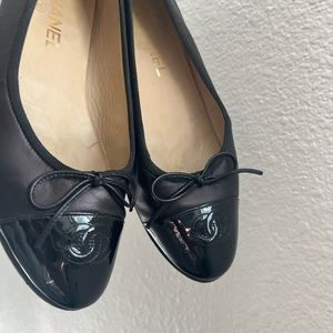 Chanel black flats size 39